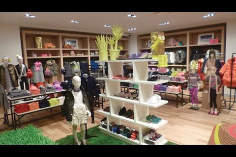 US fashion giant J Crew will open its long awaited Regent Street flaghip in London tomorrow (Friday).